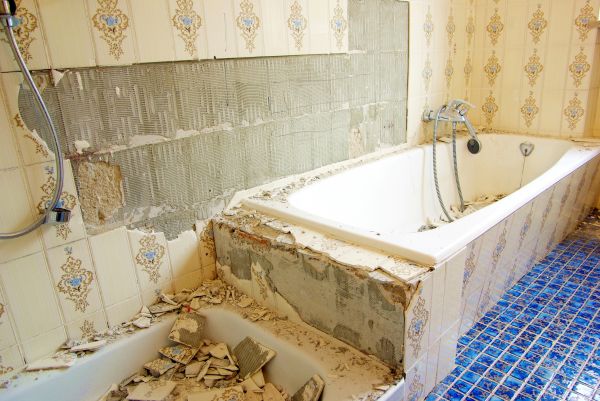Bathtub Demolition in Mckinney